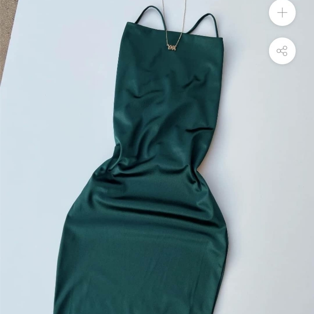 Green slim fit dress